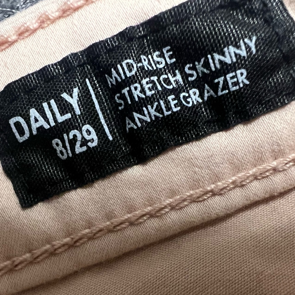 Pink “Daily Mid-rise Stretch Skinny Ankle Grazer” - Picture 14 of 16